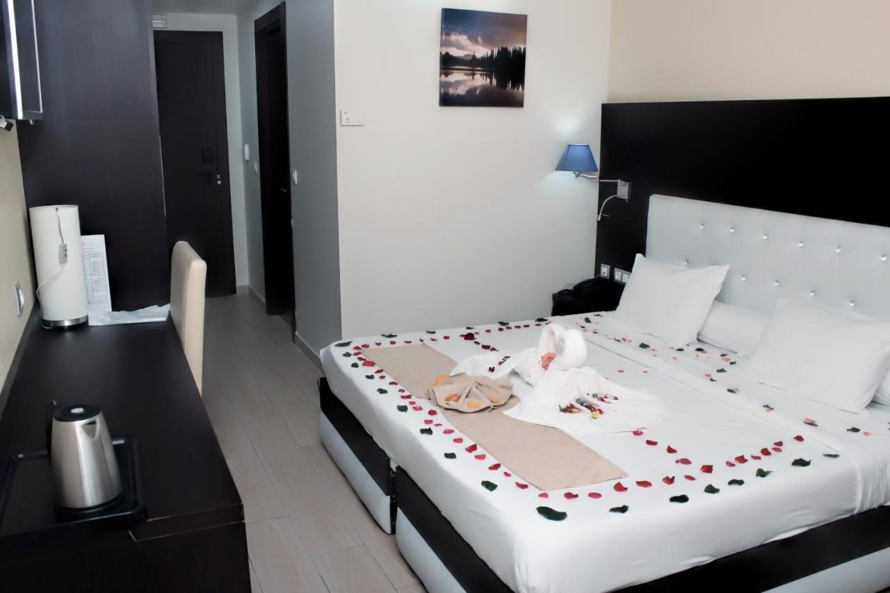 Hotel Amsterdam Rouiba Екстер'єр фото