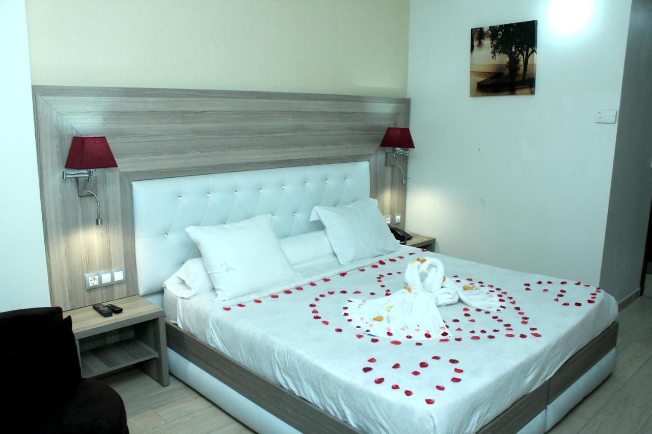 Hotel Amsterdam Rouiba Екстер'єр фото