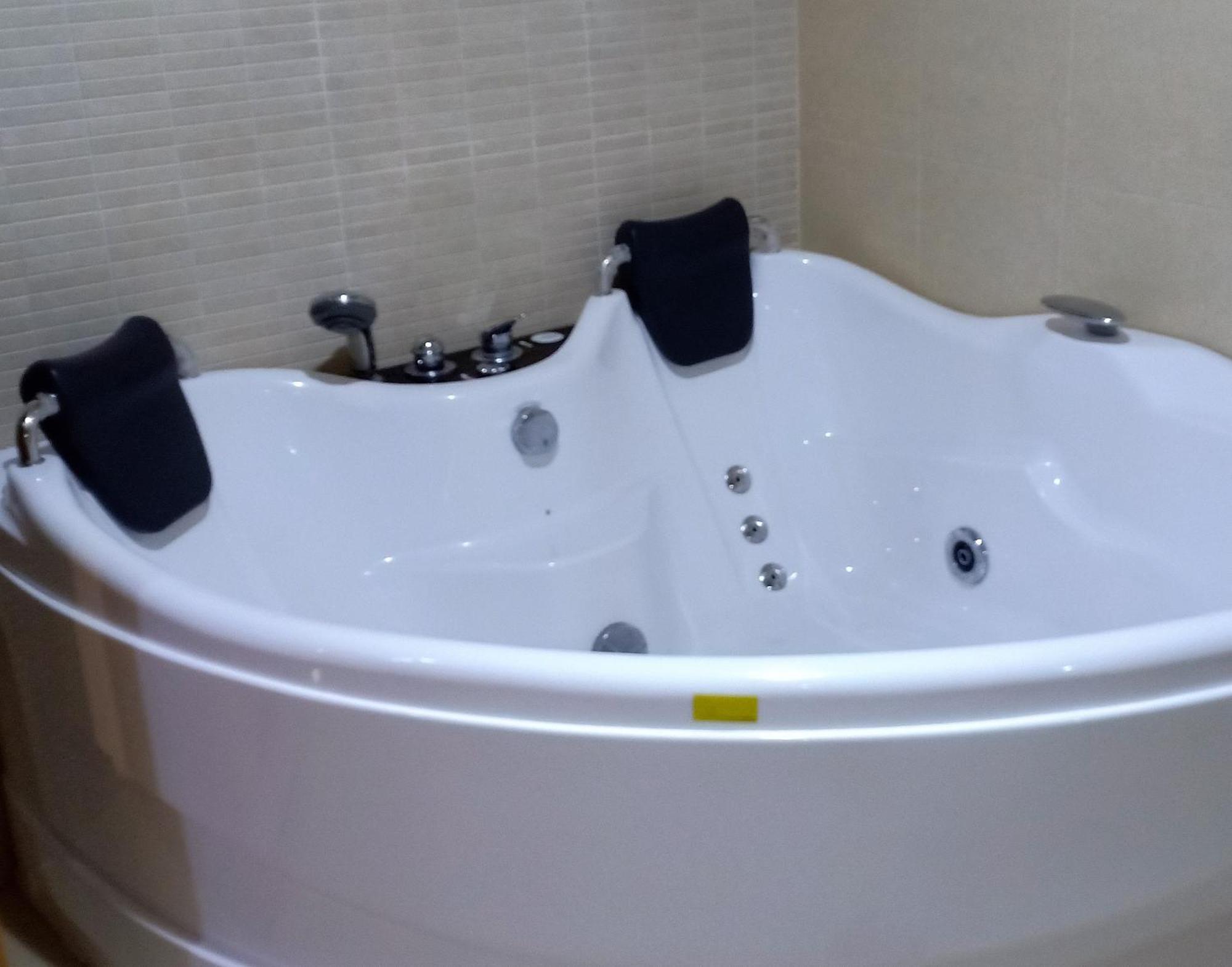 Hotel Amsterdam Rouiba Екстер'єр фото