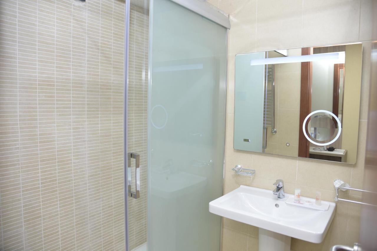 Hotel Amsterdam Rouiba Екстер'єр фото