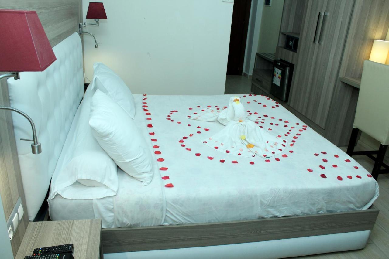 Hotel Amsterdam Rouiba Екстер'єр фото
